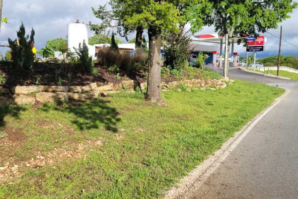 close-to-convenience-store close-to-convenience-store